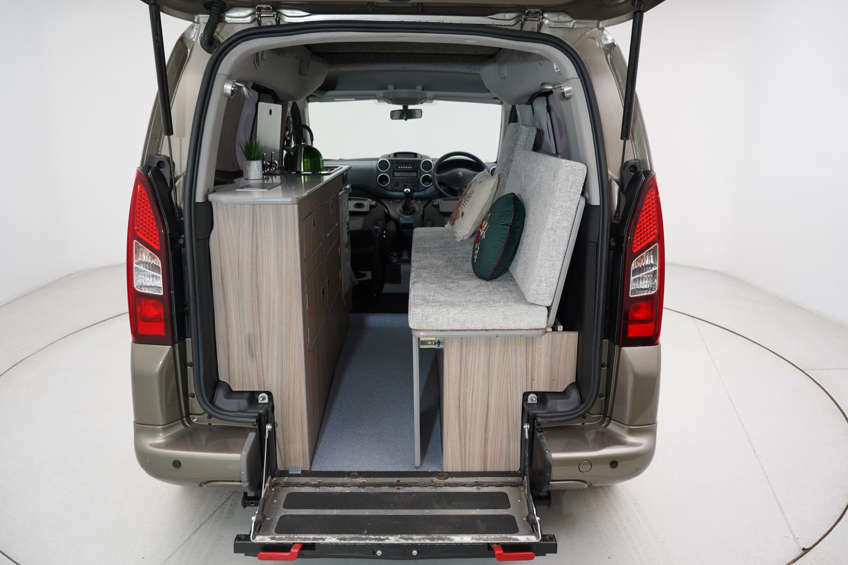 Peugeot Partner Tepee 1.6 VTi Tepee S MPV 5dr Petrol Manual (169 g/km, 120 bhp)