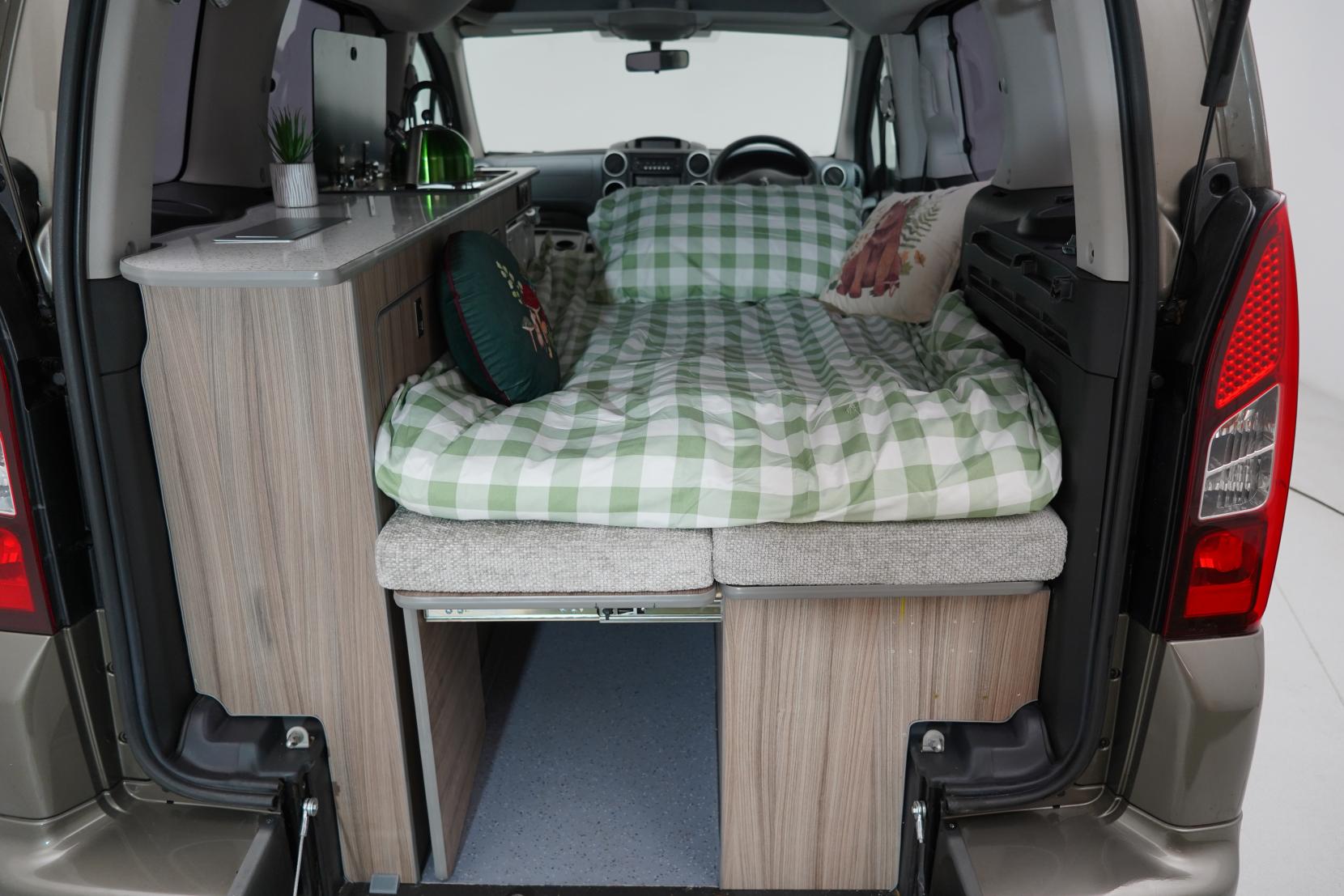 Peugeot Partner Tepee 1.6 VTi Tepee S MPV 5dr Petrol Manual (169 g/km, 120 bhp)