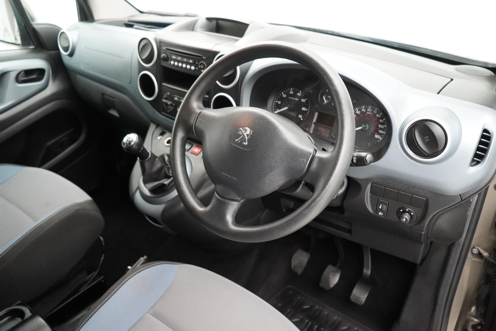 Peugeot Partner Tepee 1.6 VTi Tepee S MPV 5dr Petrol Manual (169 g/km, 120 bhp)