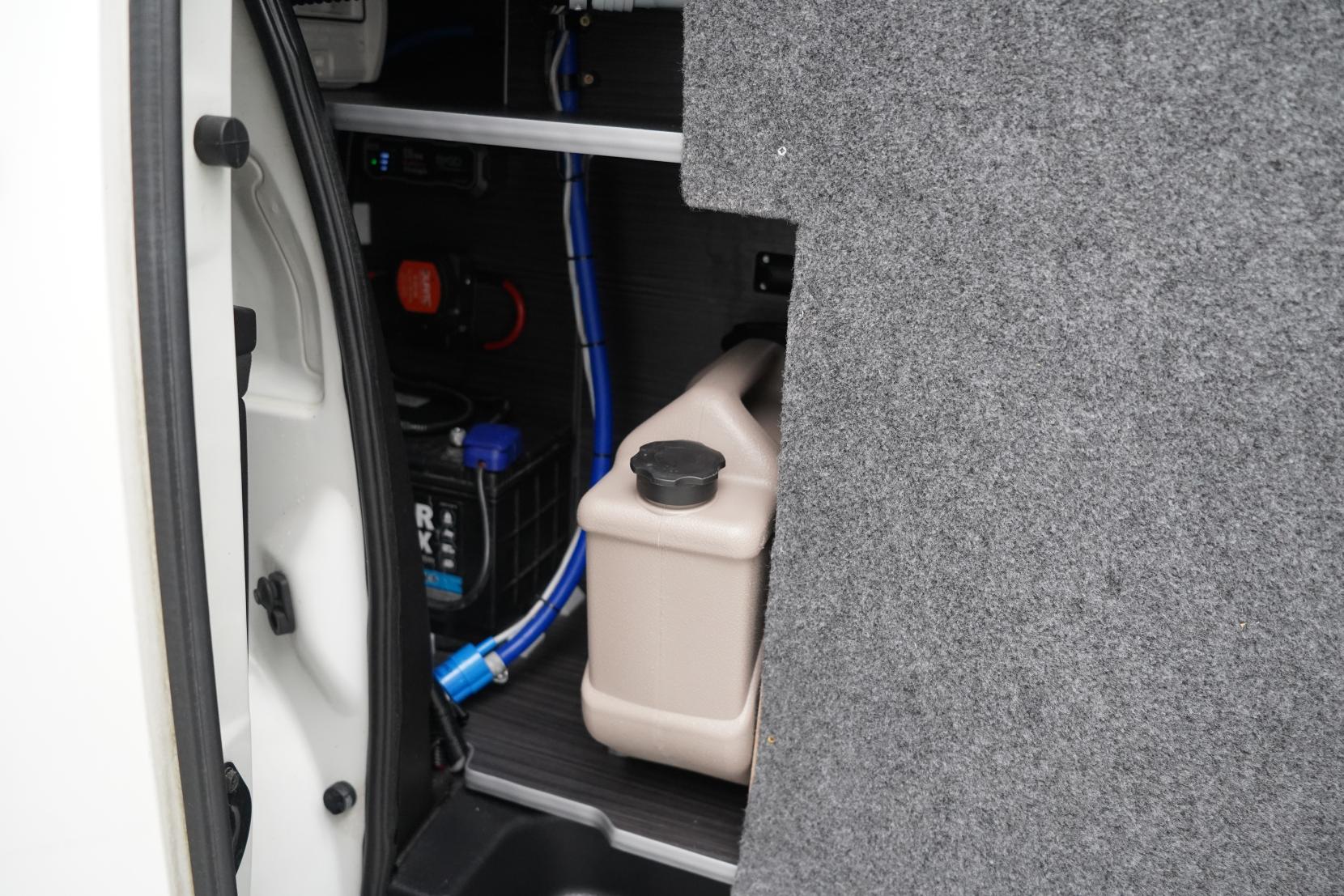 Nissan Serena 1.9 CAMPERVAN