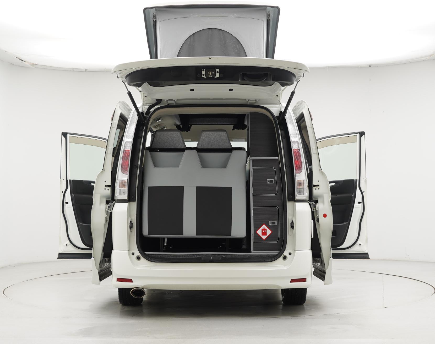 Nissan Serena 1.9 CAMPERVAN