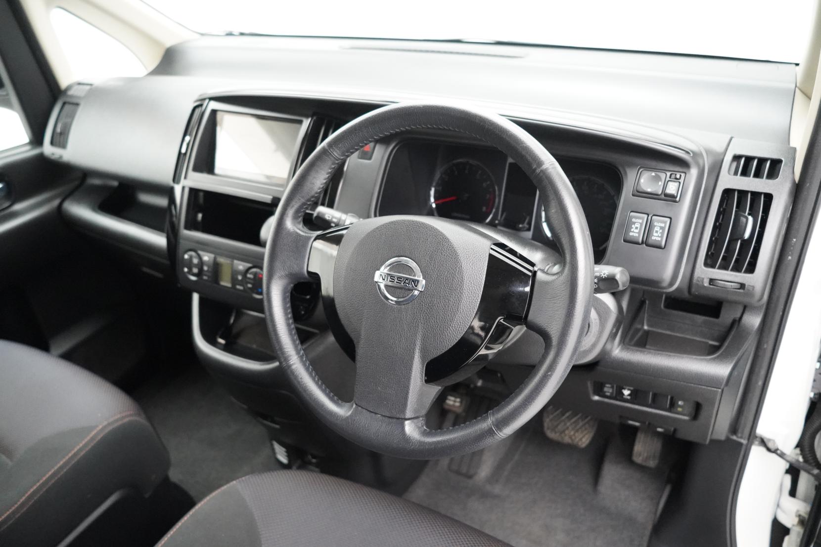 Nissan Serena 1.9 CAMPERVAN