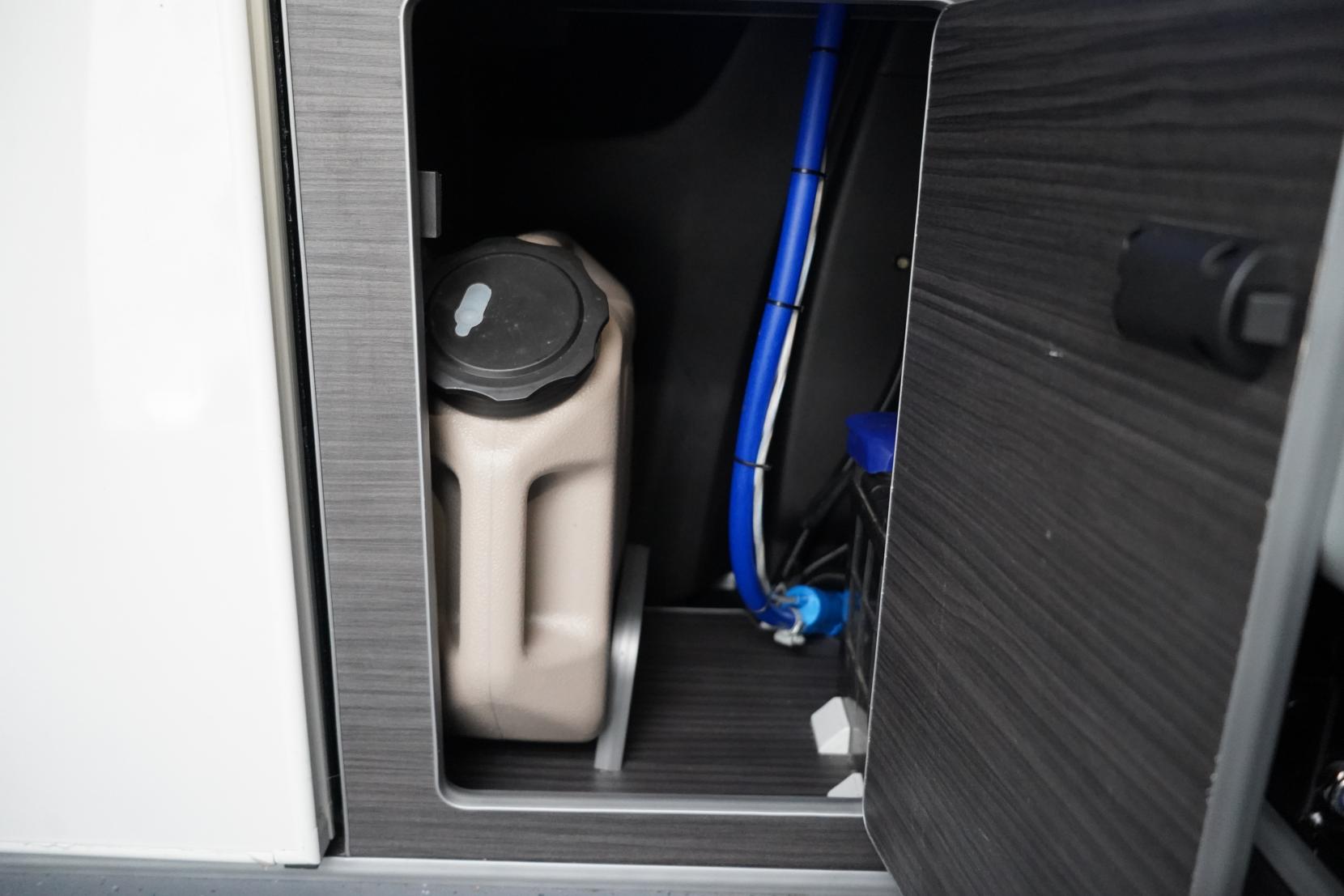 Nissan Serena 1.9 CAMPERVAN