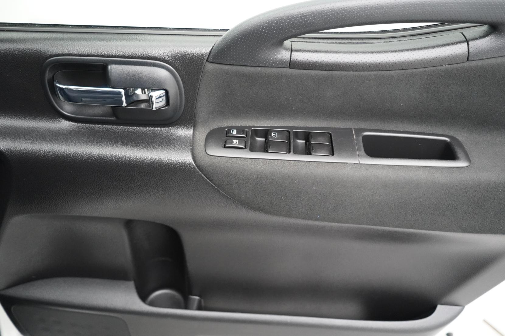 Nissan Serena 1.9 CAMPERVAN