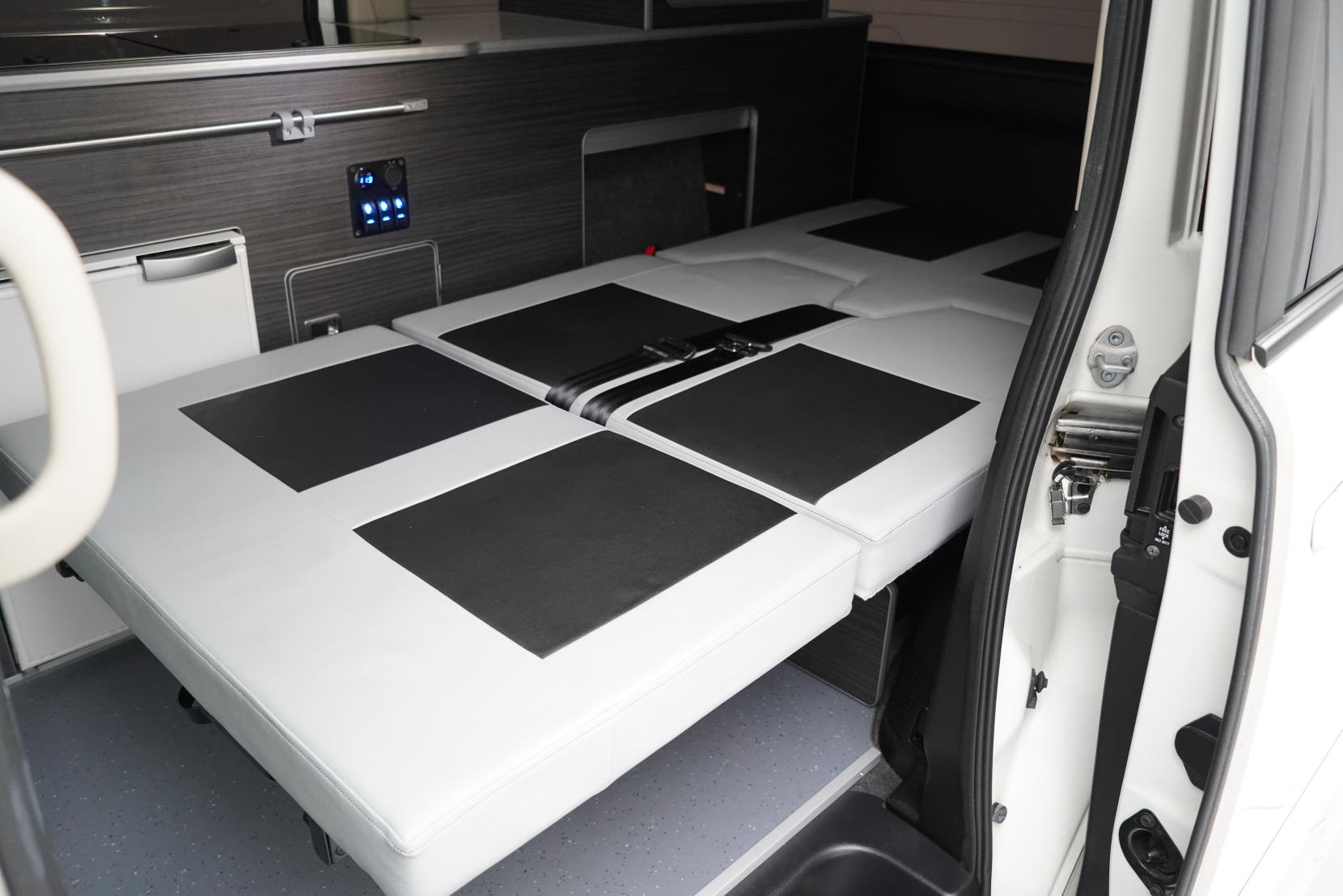 Nissan Serena 1.9 CAMPERVAN