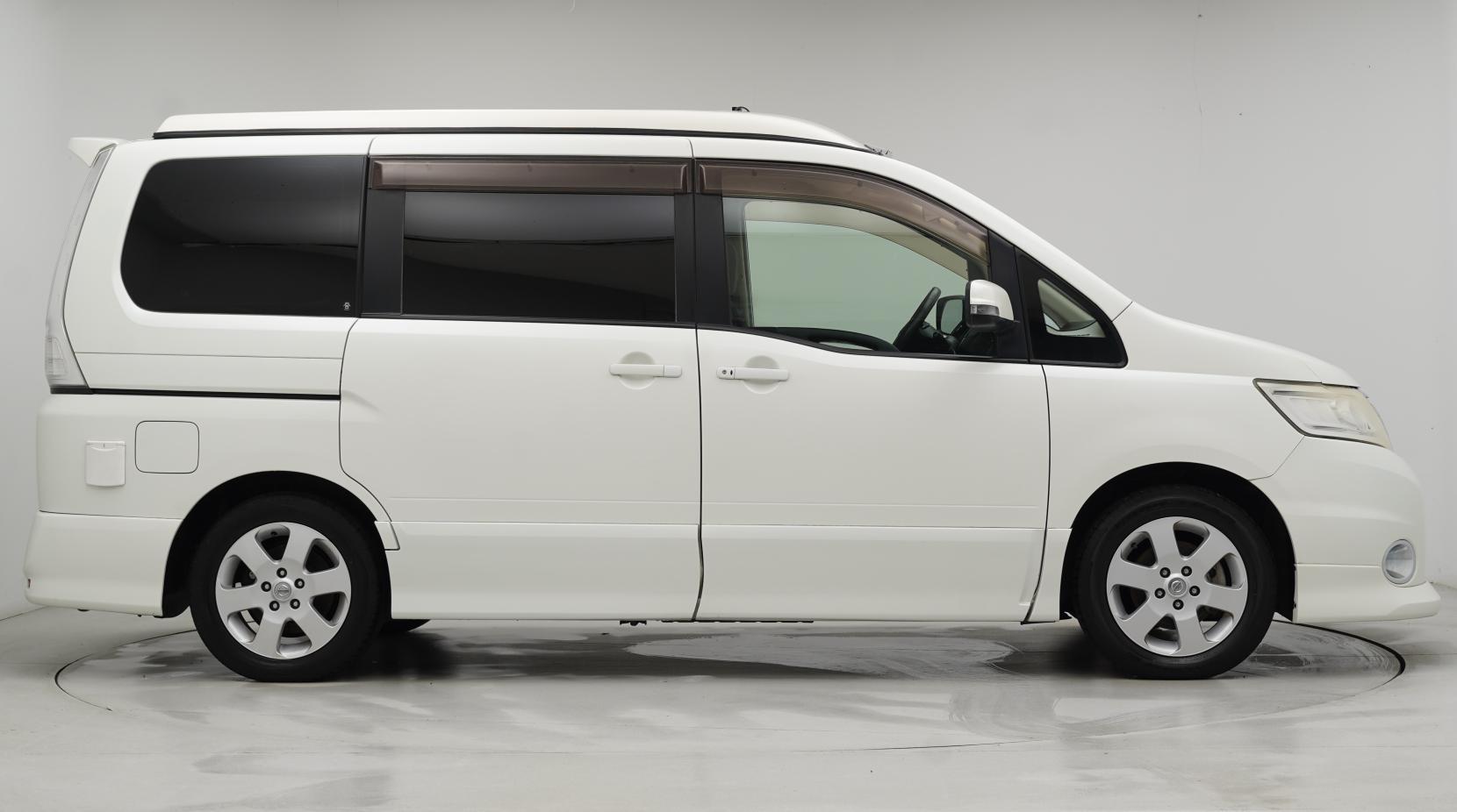 Nissan Serena 1.9 CAMPERVAN