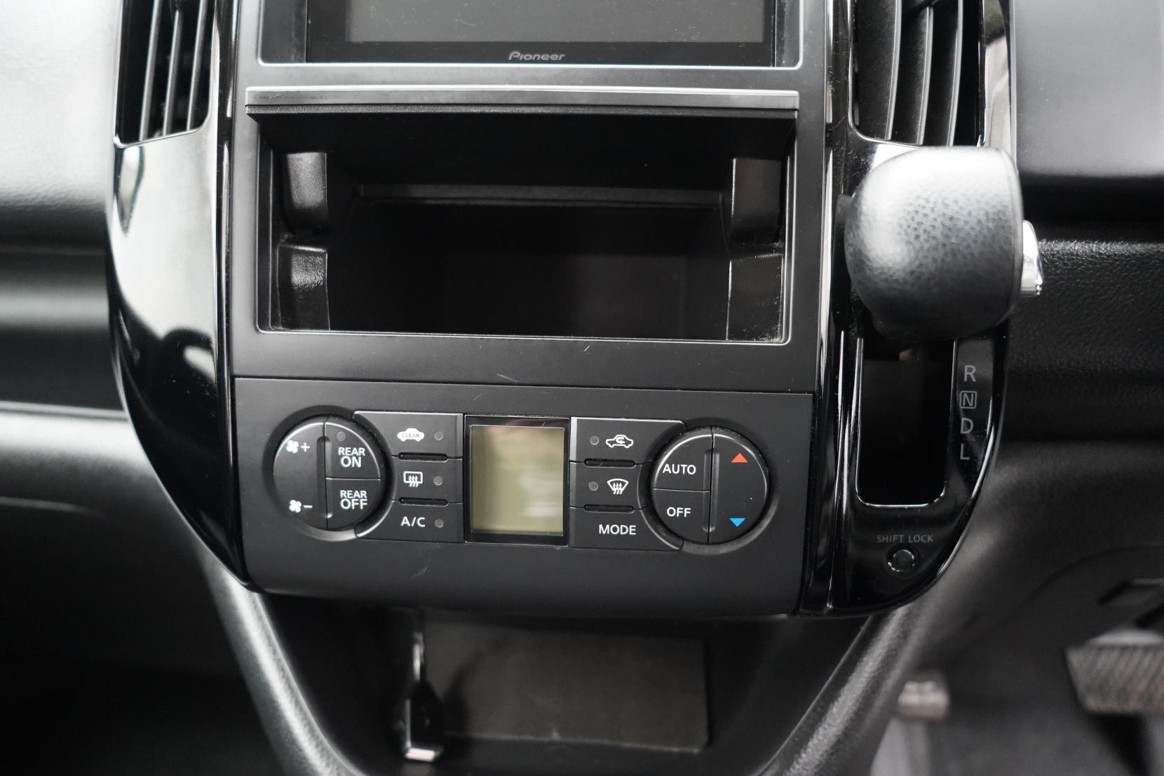 Nissan Serena 1.9 CAMPERVAN